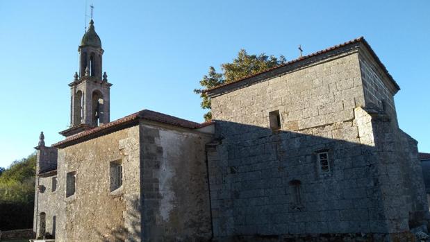 Un sacerdote se rebela contra el Obispado y cerrará la lista electoral de su sobrino