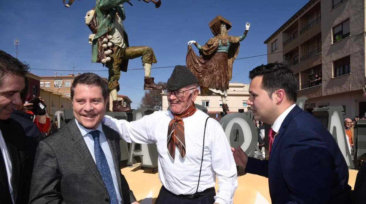 Page inauguró este sábado el Monumento al Carnaval en Tarazona