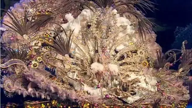 El deslumbrante Carnaval de Canarias ya tiene primera Reina