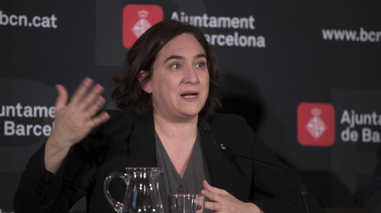 Colau hace un año, en una presentación de medidas relativas a la habitabilidad