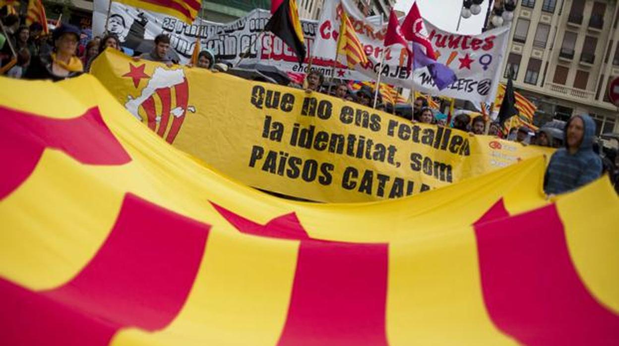 Manifestación organizada por la ACPV