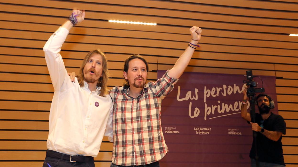 Pablo Fernández y Pablo Iglesias,e n una imagen de archivo