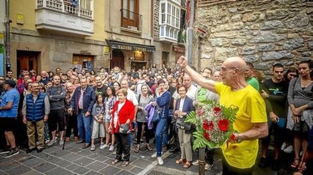 Dos víctimas expresarán por primera vez ante el juez su «dolor» por el homenaje a un etarra