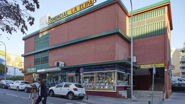 El TSJM ordena el cierre del histórico mercado de La Elipa