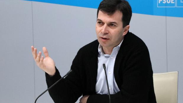 Caballero minimiza la rebelión interna desatada tras los cambios en las listas