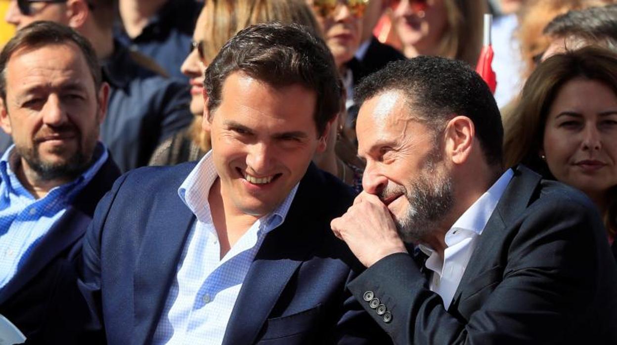 Albert Rivera, junto a Edmundo Bal, en el acto de ayer en Madrid