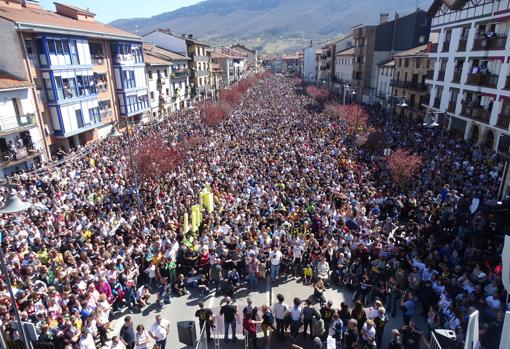 Vista general del final de la manifestación