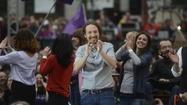 Iglesias ve «terrible y ridículo» que TV3 no pueda hablar de «presos políticos»