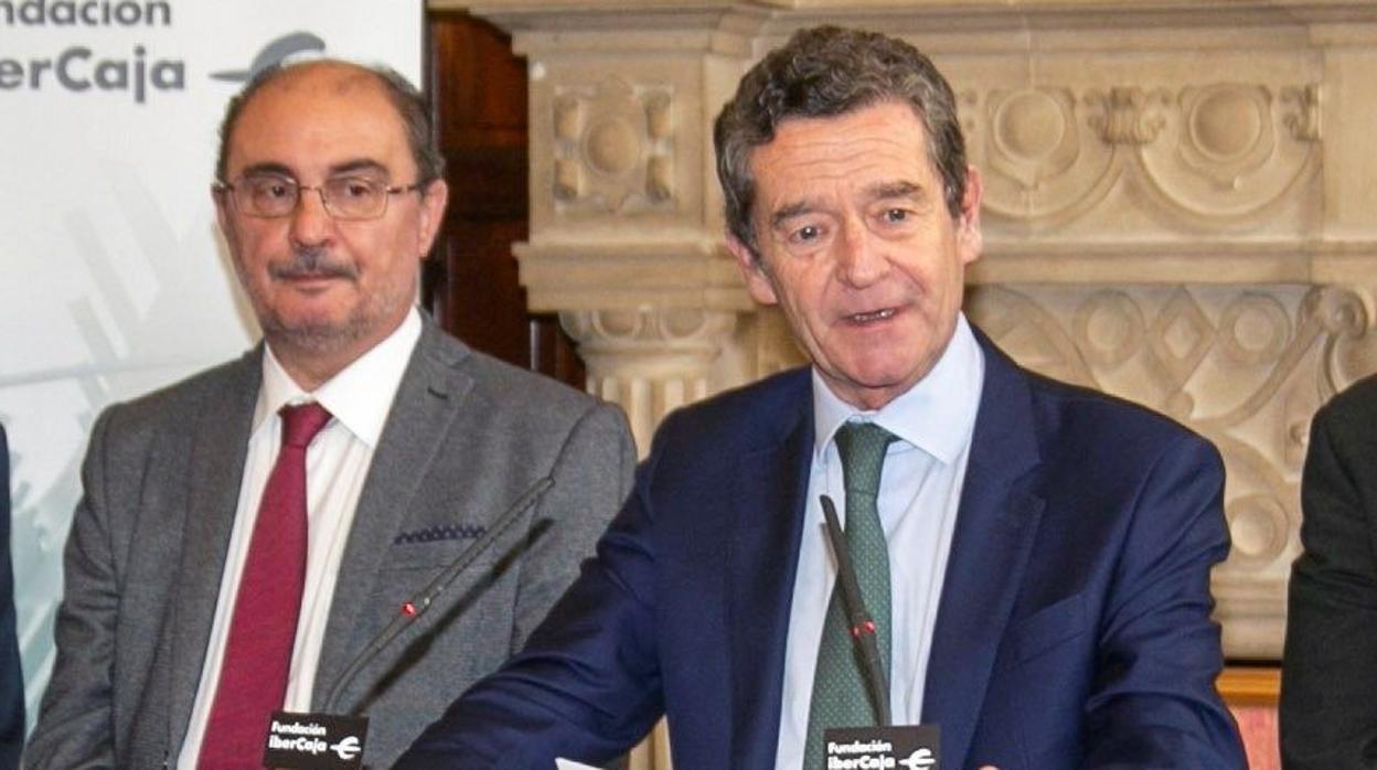 El vicepresidente de Anfac, Mario Armero, junto al presidente aragonés, Javier Lambán, este viernes en Zaragoza