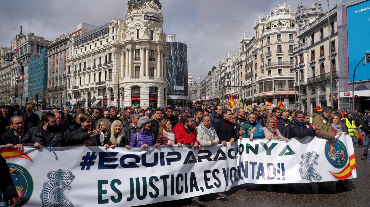 Policías nacionales y guardias civiles se maifiestan este sábado en Madrid con el lema «Equiparación ya, es de justicia, es de voluntad política»