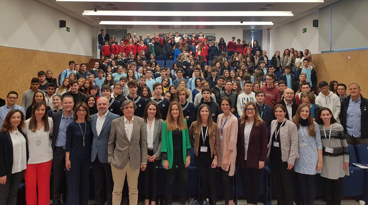 Participantes en la jornada organizada por EDEM con Siemens en Valencia