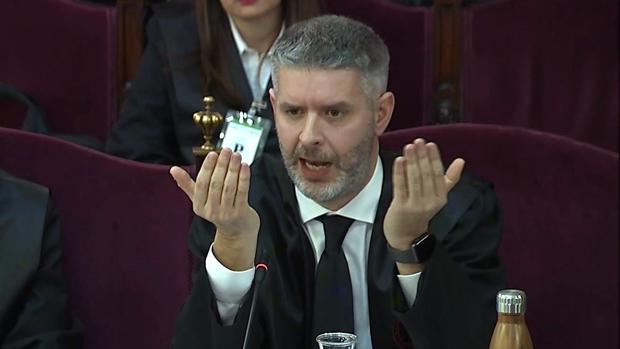 Un jefe policial deja en evidencia al abogado de Junqueras: «Usted lo sabe porque estuvo allí el 1-O»