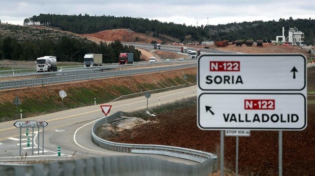 La A-11 abre un tramo en Soria con seis años de retraso y rozando la campaña