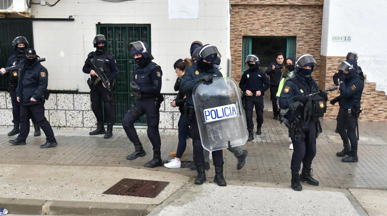 Imagen de archivo de una operación policial contra el narcotráfico en Algeciras