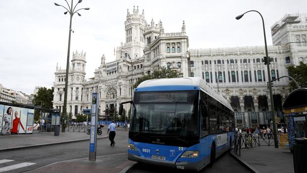 El rodaje de un thriller en Cibeles obligará a cambiar el recorrido de 47 líneas de autobús