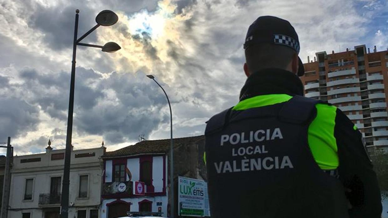 Imagen de un agente de la Policía Local de Valencia