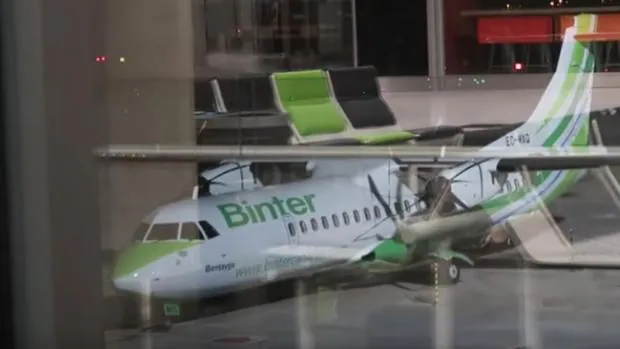 Vídeo: así es un vuelo de Binter Canarias desde el embarque, despegue y aterrizaje