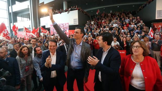 Pedro Sánchez: «Estamos muy cerca de lograr ser la primera fuerza por encima del PP»