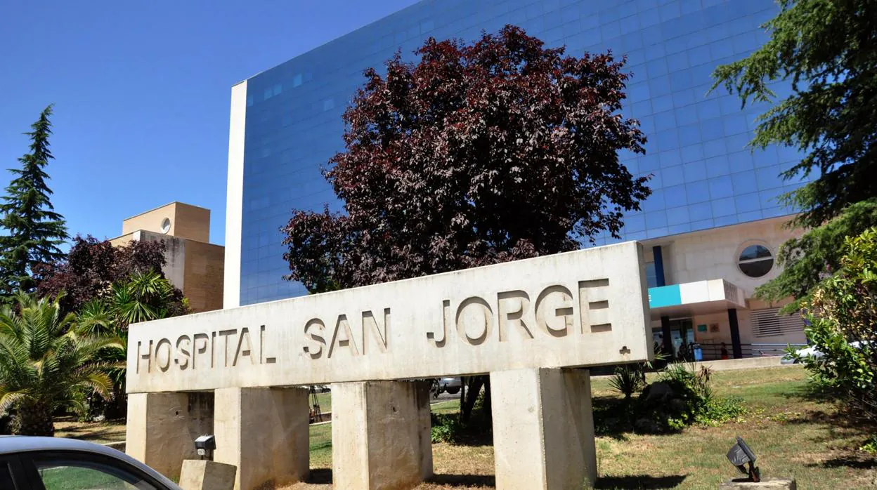 La joven ha estado ingresada durante cinco semanas en el Hospital San Jorge de Huesca