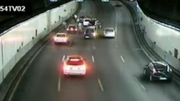 Pánico en el túnel: del apuñalamiento en la M-30 al asedio a un Audi en la M-40