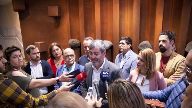 Clavijo reaparece para presentarse a la reelección en Canarias