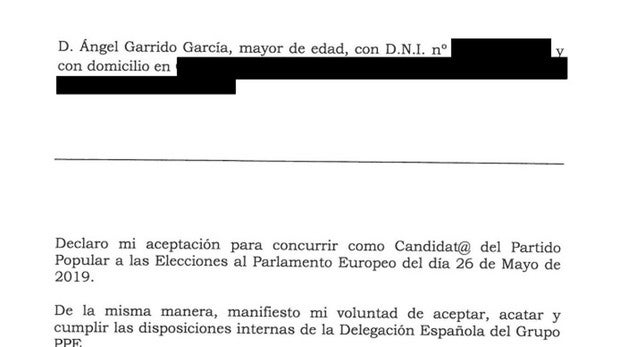 El documento con el que Garrido juró hace una semana «aceptar, acatar y cumplir» las órdenes del PP