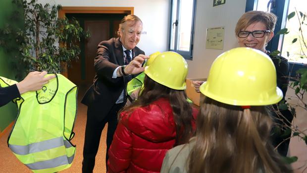 A por el reto del 25% de mujeres en la construcción