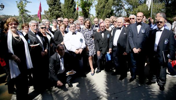 La alcaldesa arropa a la hermandad de la Virgen de la Cabeza