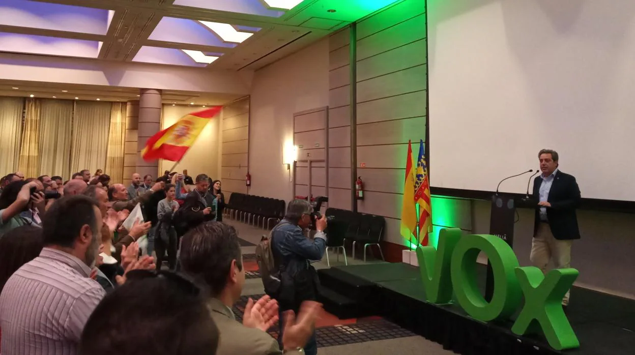 José María Llanos, en su comparecencia en el Hotel Meliá de Valencia tras conocer el resultado de las elecciones autonómicas valencianas 2019