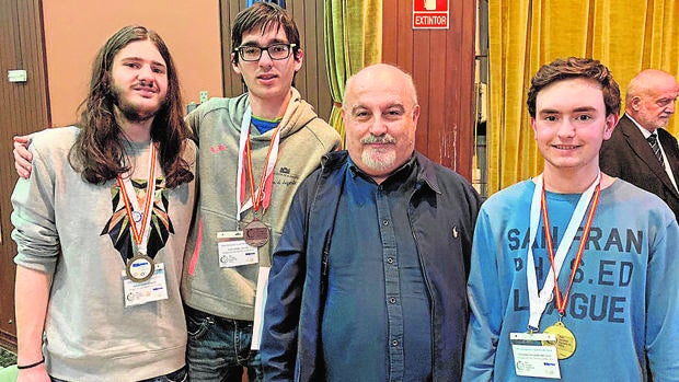 El toledano Fernando Fernández, ganador de la XXX Olimpiada Española de Física