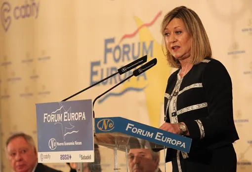 La consejera de Economía y Hacienda, Pilar Del Olmo, interviene en la conferencia-desayuno de Fórum Europa