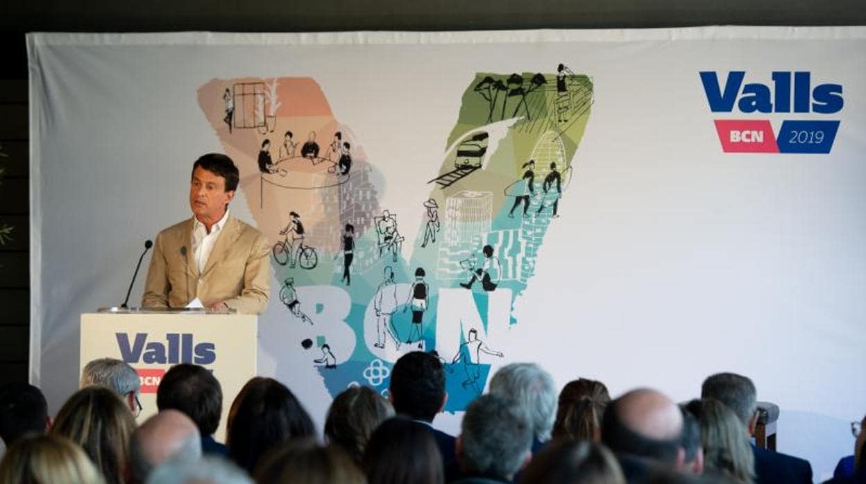 Valls, este jueves en Barcelona durante la presentación de su programa