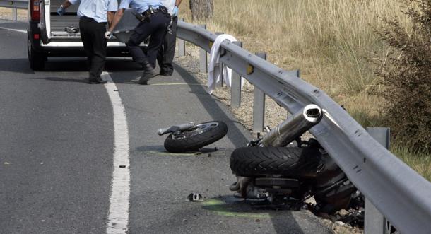 Muere un motorista de 47 años por una caída en Villarrobledo