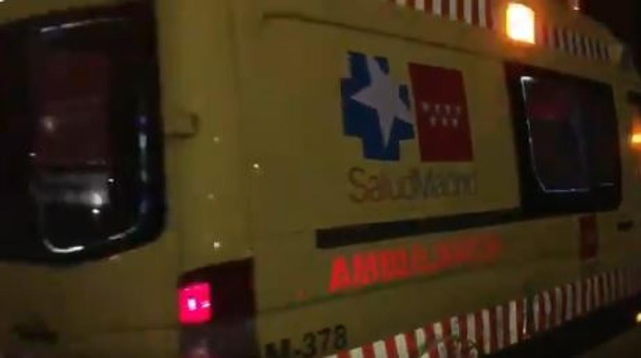 Varios agentes de la Policía Nacional intervienen durante la madrugada del sábado en la discoteca del recinto ferial de Móstoles