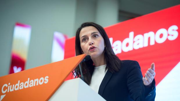 Ciudadanos evita vetar al PSOE en las autonómicas por si surgen «disidentes» al «sanchismo»