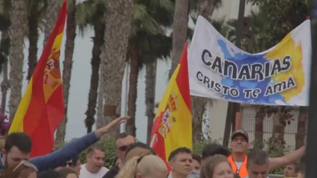 CC y PP se ganan a los seguidores de Avontroot en Canarias