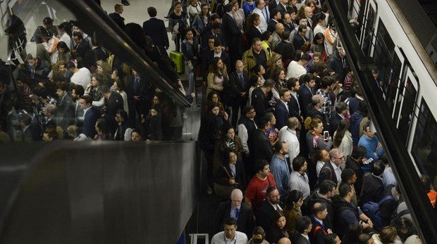 Convocados cuatro días de paros de 24 horas en Metro durante la campaña electoral