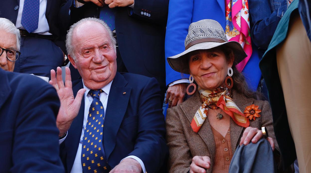 Don Juan Carlos y la Infanta Elena en Valladolid este domingo