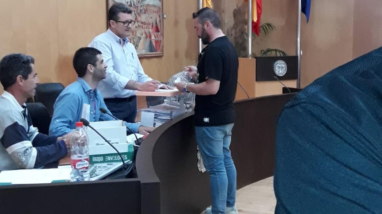 Un momento de la votación de los funcionarios de Benidorm