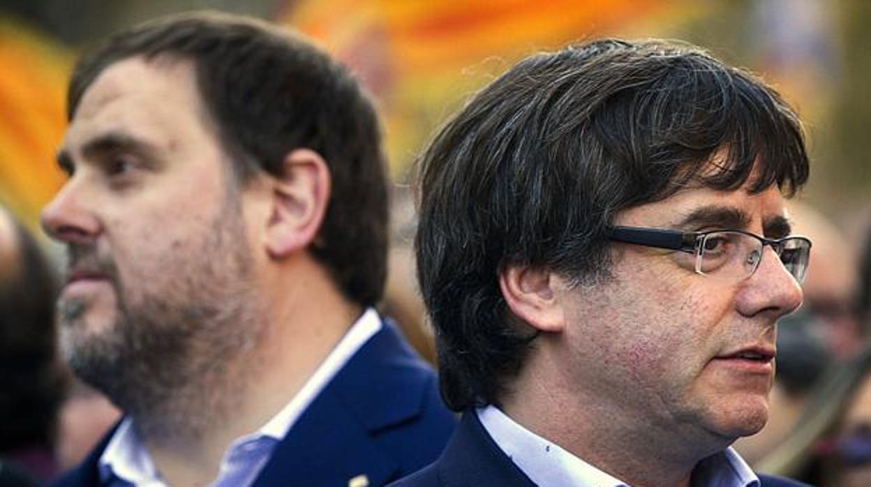 Puigdemont y Junqueras, en un acto independentista antes del 1-O