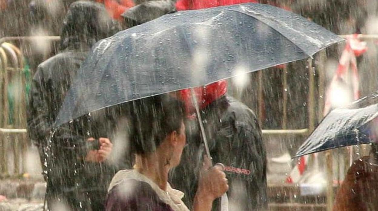 Desde el pasado otoño, los paraguas se han abierrto más en la provincia de Teruel que en la de Huesca