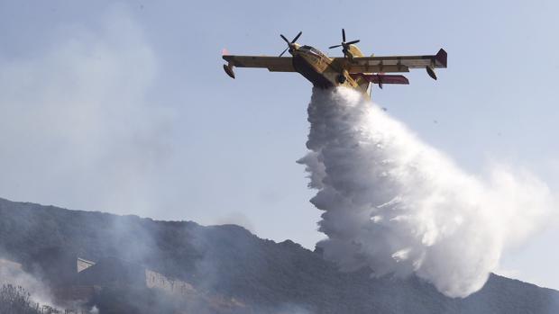 Se declara un incendio forestal en Santa Cruz de Retamar