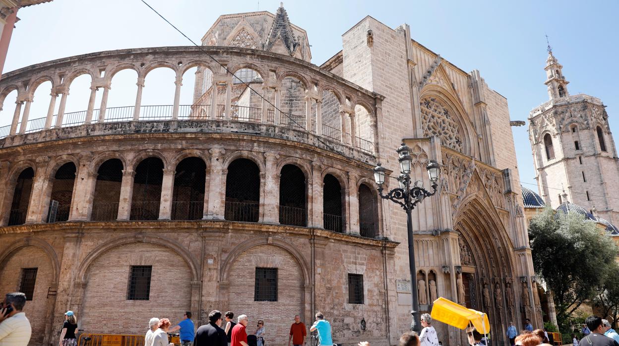 Imagen de la fachada de la Catedral de Valencia