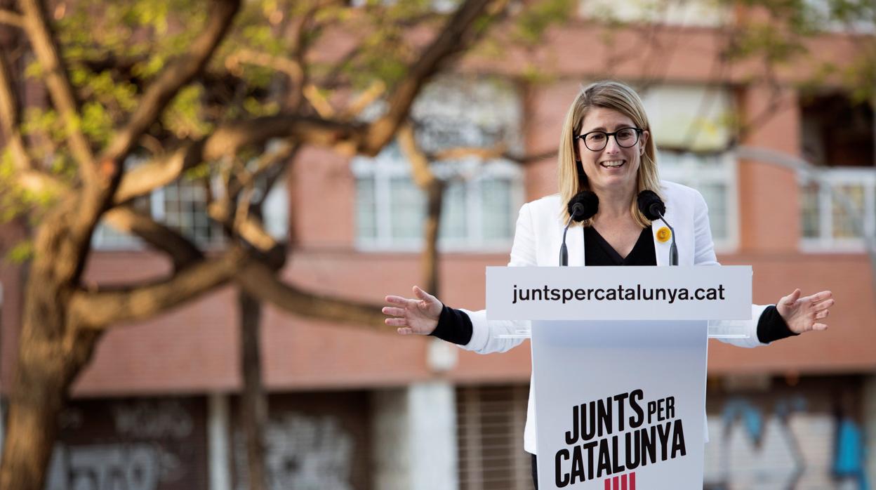 Elsa Artadi en un acto de campaña