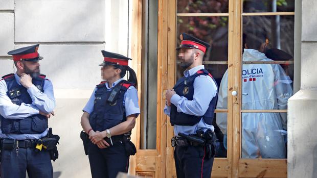 Detenido por la muerte violenta de una mujer en un céntrico bar de Barcelona