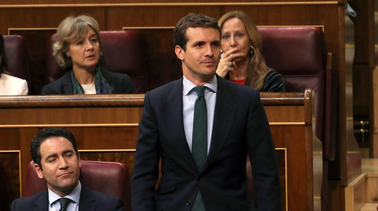 Casado denuncia el «ultraje» a la Constitución en el Congreso con la «complicidad» de Batet