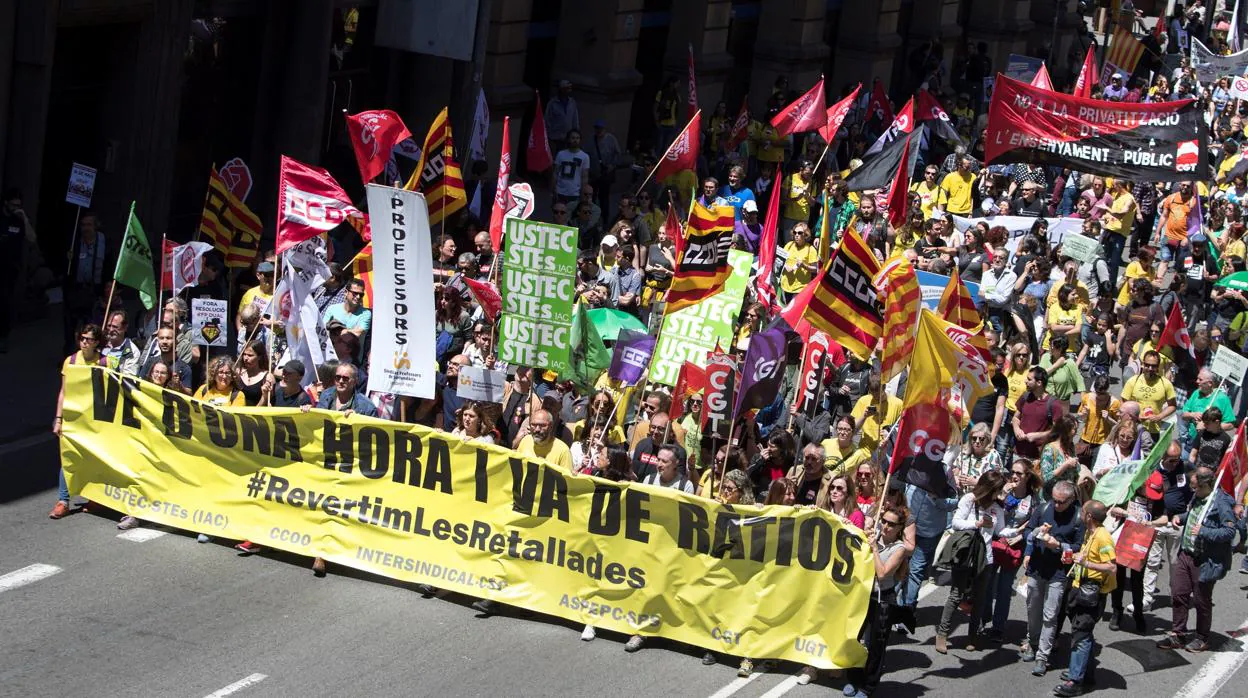 Profesores catalanes protestaron el día 16 de mayo contra el efecto de los recortes