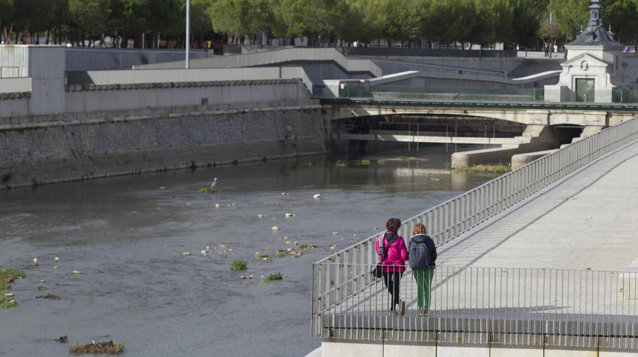 El río Manzanares, a su paso por Madrid