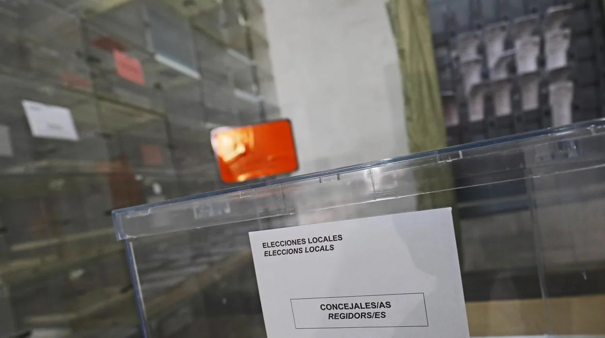 Imagen tomada en el almacén electoral de Valencia