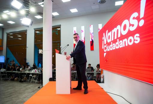 Villegas, durante su comparecencia en la sede de Ciudadanos